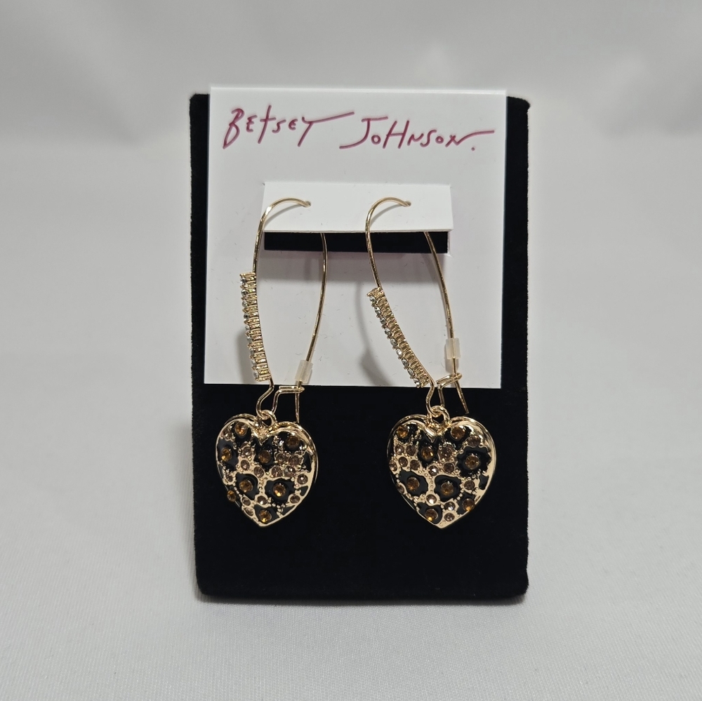 Betsey Johnson Dandling Earrings #1025